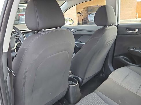 Used 2020 Hyundai Accent SE FWD image 18