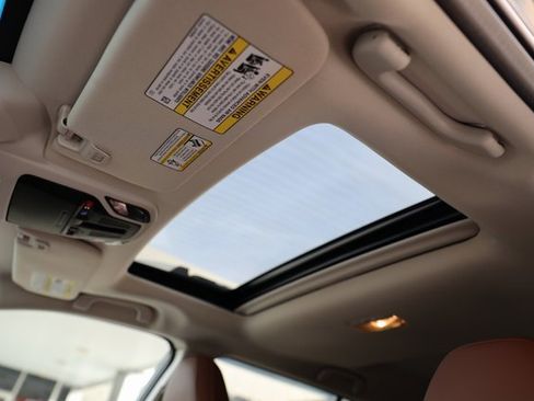 Certified 2022 Subaru Outback Touring XT image 58