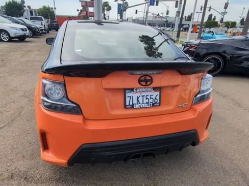Used 2015 Scion tC FWD image 7