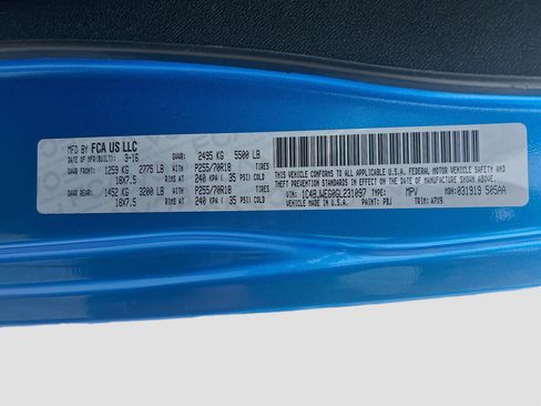 Used 2016 Jeep Wrangler Unlimited Sahara w/ Connectivity Group image 29