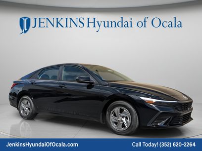 New 2026 Hyundai Elantra SE