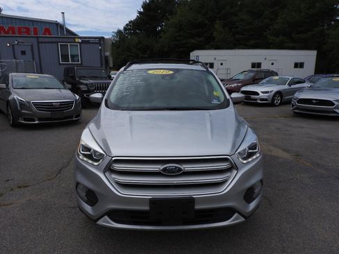 Used 2019 Ford Escape SEL AWD/4WD image 2