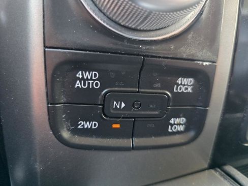 Used 2017 RAM 1500 Sport w/ Convenience Group AWD/4WD image 19