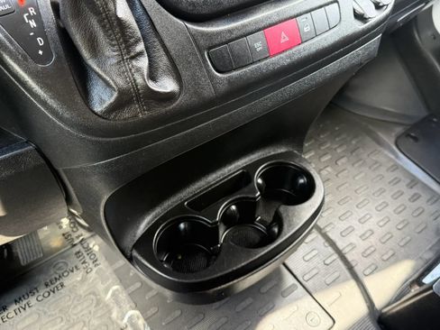 Used 2020 RAM ProMaster 2500 w/ Interior Convenience Group FWD image 17
