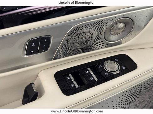 New 2026 Lincoln Nautilus Black Label w/ Jet Appearance Package image 17