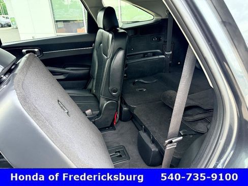 Used 2025 Kia Sorento EX w/ Panoramic Sunroof Package FWD image 26