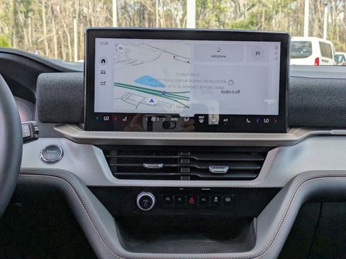 New 2026 Ford Explorer Active image 20