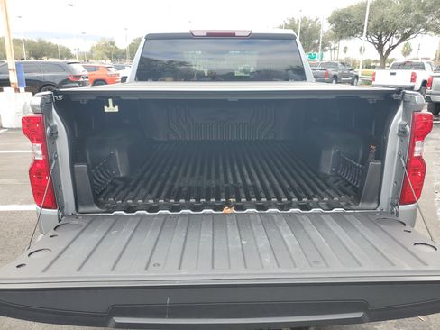 Used 2025 Chevrolet Silverado 1500 LT image 8