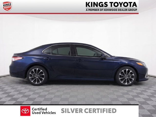 Certified 2016 Toyota Avalon XLE Plus FWD image 9