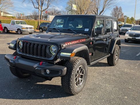 Used 2024 Jeep Wrangler Unlimited Rubicon image 5