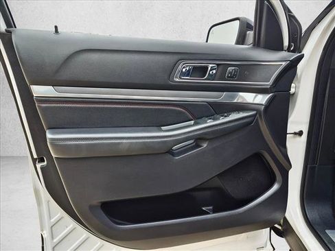 Used 2019 Ford Explorer Sport w/ Equipment Group 401A image 10