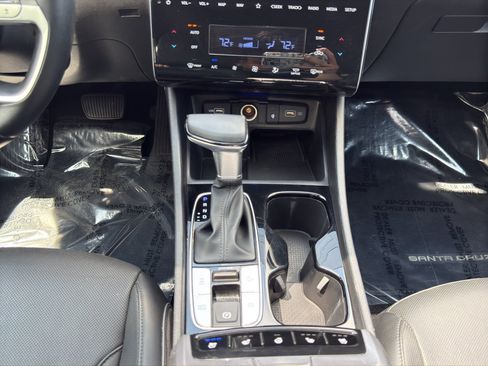 Used 2022 Hyundai Santa Cruz Limited AWD/4WD image 10