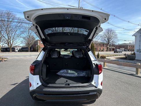 New 2026 GMC Terrain Elevation w/ Elevation Premium Package image 10