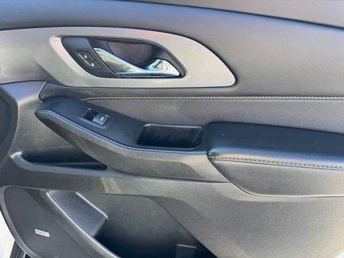 Used 2021 Chevrolet Traverse Premier w/ Redline Edition image 10