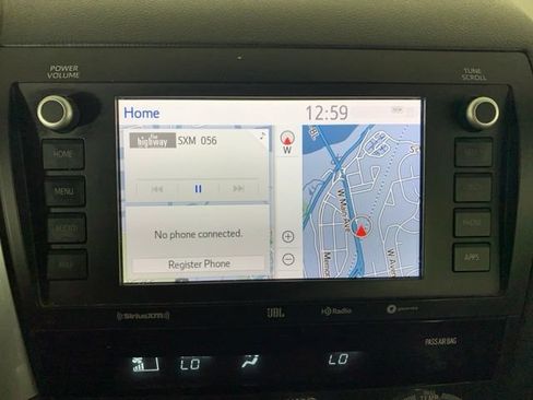 Used 2020 Toyota Sequoia Platinum AWD/4WD image 4