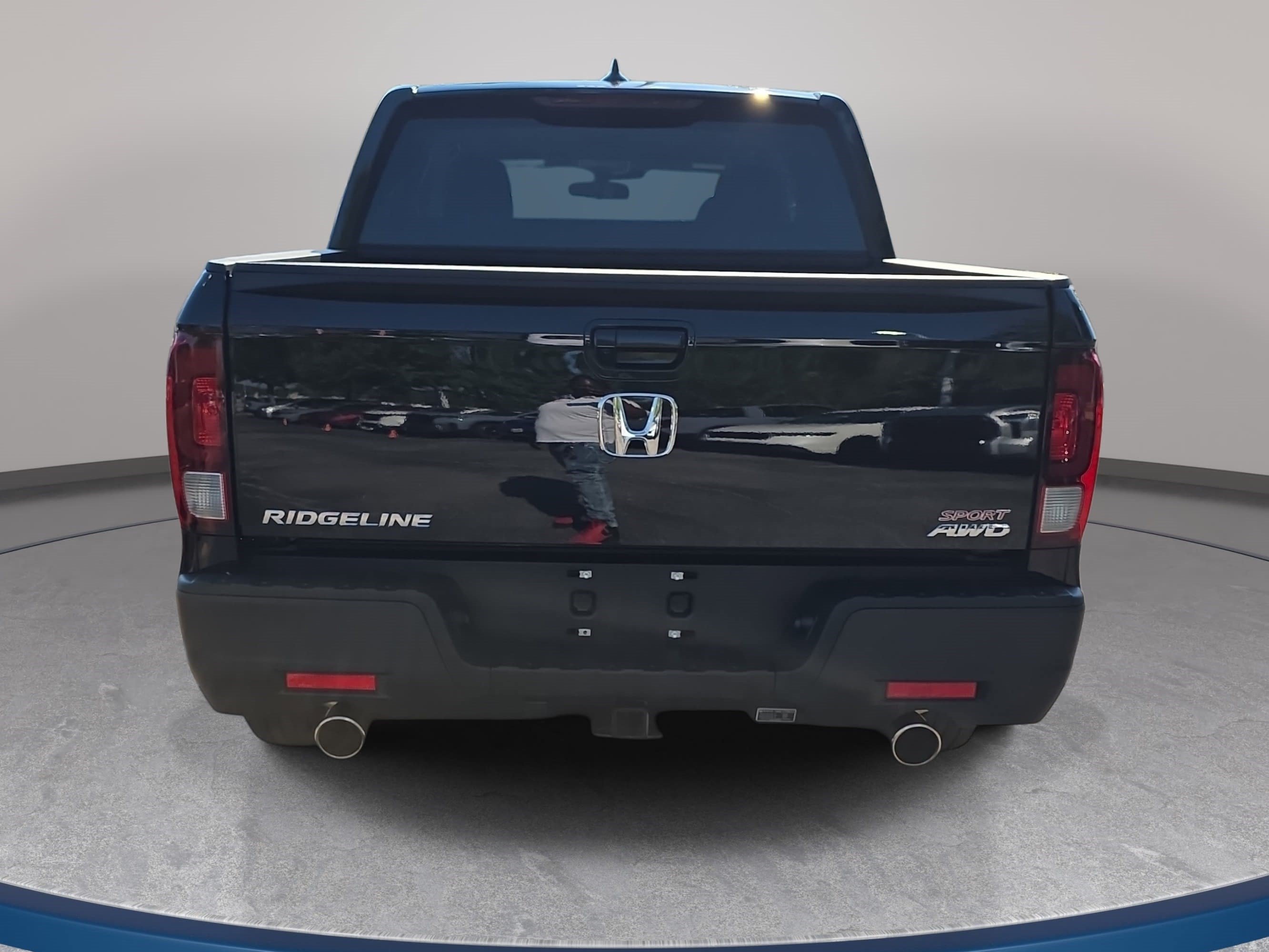 Used 2023 Honda Ridgeline Sport image 6
