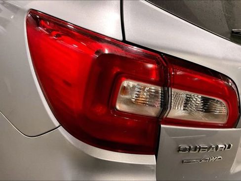 Used 2018 Subaru Outback 2.5i Premium image 29