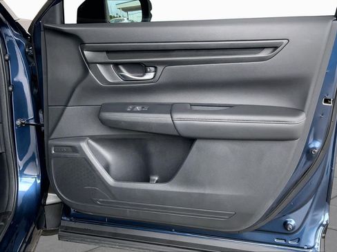 Used 2024 Honda CR-V LX image 23