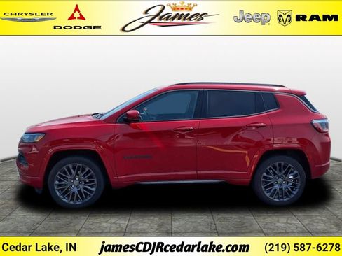Used 2022 Jeep Compass Limited AWD/4WD image 2