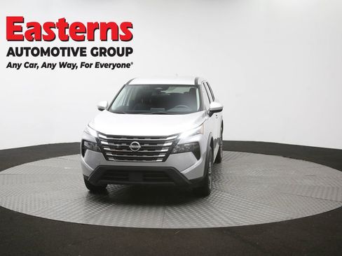 Used 2024 Nissan Rogue SV FWD image 52