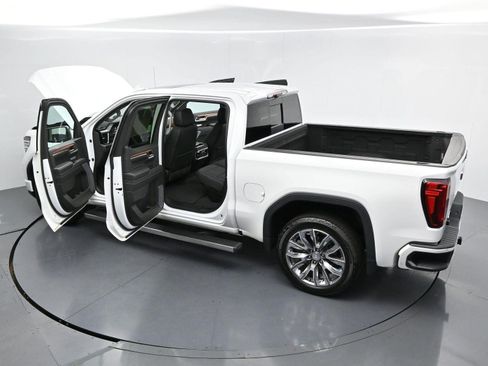 Used 2023 GMC Sierra 1500 Denali w/ Denali Reserve Package AWD/4WD image 45