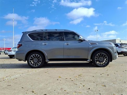 Used 2021 Nissan Armada Platinum w/ Captain's Chairs Package image 4