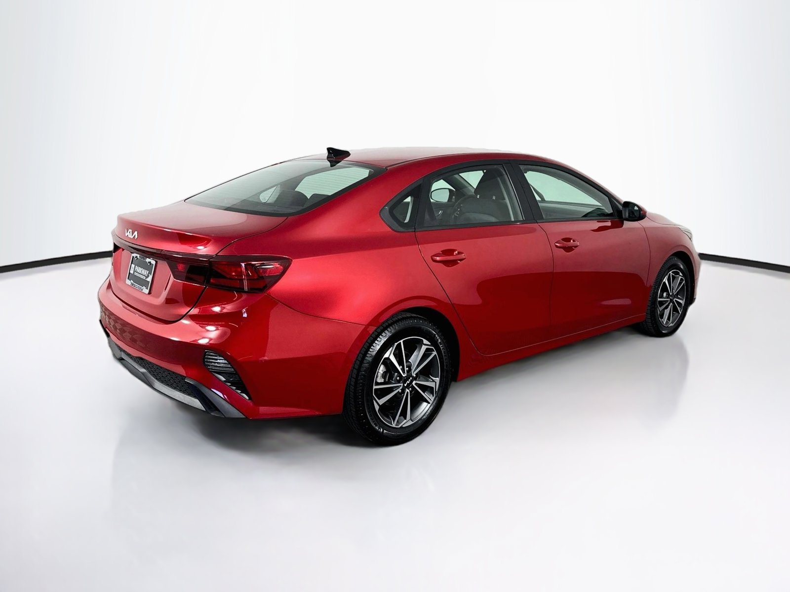 Used 2022 Kia Forte LXS FWD image 6