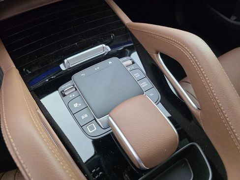 New 2026 Mercedes-Benz GLE 350 4MATIC image 17