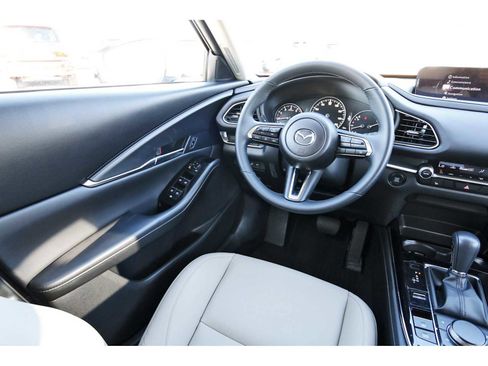 Certified 2025 MAZDA CX-30 AWD 2.5 S w/ Preferred Package image 6