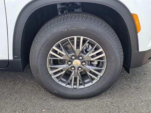 New 2026 Chevrolet Traverse LT image 32