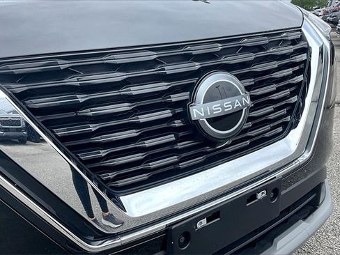 Certified 2023 Nissan Rogue SV image 31