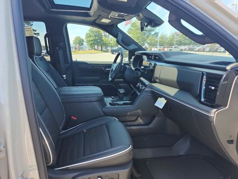 New 2026 GMC Sierra 1500 AT4X image 7