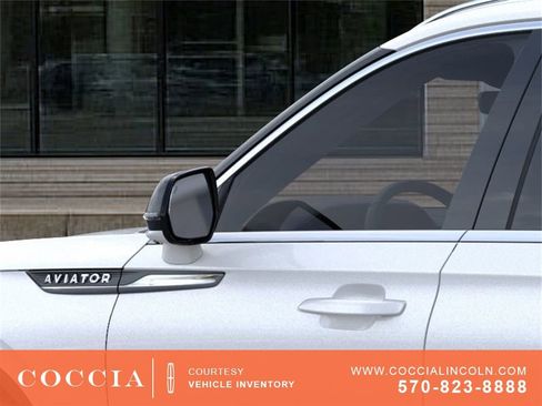 New 2026 Lincoln Aviator AWD image 20