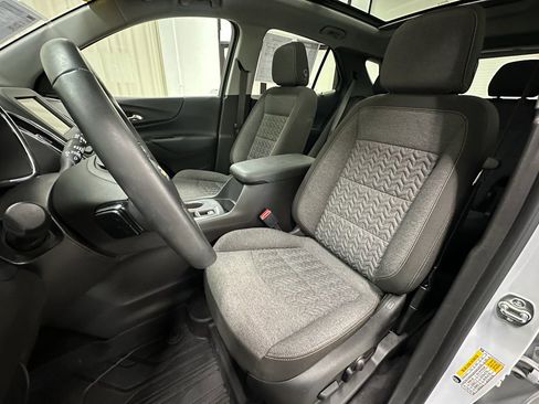 Certified 2024 Chevrolet Equinox LT w/ LPO, Floor Liner Package image 24