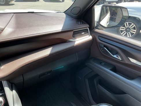 Used 2022 GMC Yukon XL Denali RWD image 20