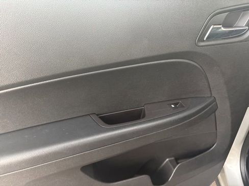 Used 2017 Chevrolet Equinox LT w/ Convenience Package image 30