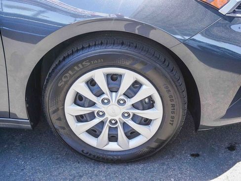 Certified 2023 Kia Forte LX FWD image 10