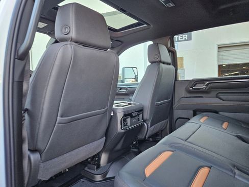 New 2026 GMC Sierra 2500 AT4 image 26