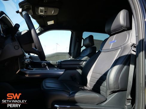 New 2025 Ford F150 Platinum w/ FX4 Off-Road Package image 15