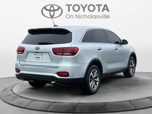Used 2020 Kia Sorento AWD V6 image 6