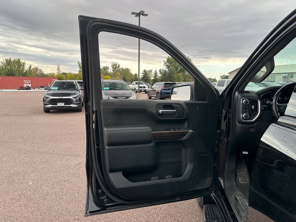Used 2021 GMC Sierra 1500 Elevation w/ X31 Off-Road Package AWD/4WD image 11
