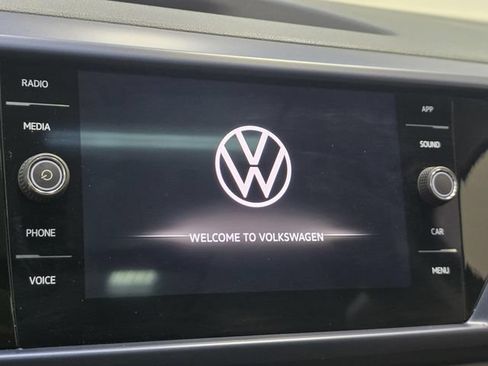 Used 2023 Volkswagen Taos SE FWD image 23