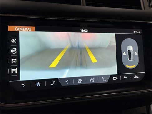 Used 2017 Land Rover Range Rover Sport SVR image 20