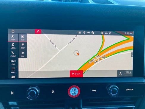 Used 2024 Porsche Macan image 19