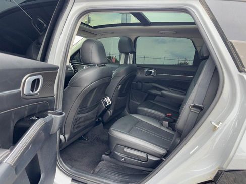 Used 2023 Kia Sorento SX FWD image 14