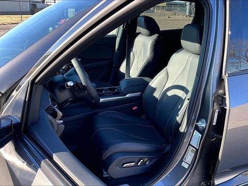 New 2026 Acura RDX SH-AWD image 33