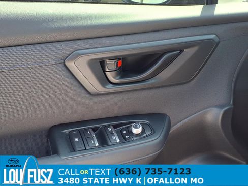 Used 2025 Subaru Forester Premium AWD/4WD image 23