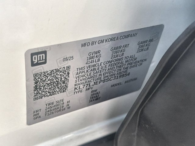 Certified 2025 Chevrolet Trax RS w/ Sunroof Package FWD image 32