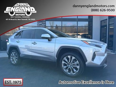 Used 2022 Toyota RAV4 Limited image 1