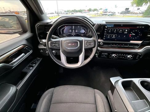 Used 2024 GMC Sierra 1500 Elevation w/ LPO, Elevation Black Package AWD/4WD image 5